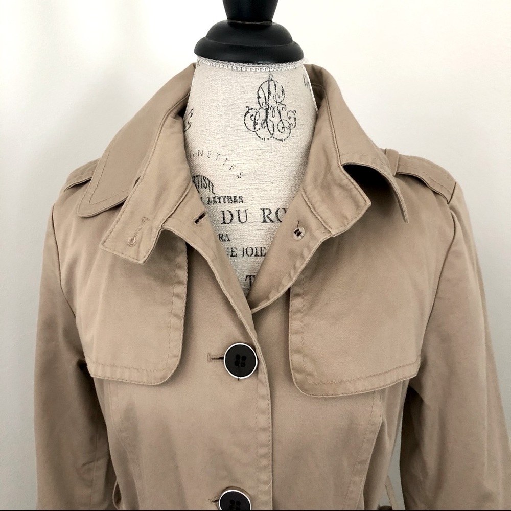 NEW YORK & COMPANY Classic Khaki Trench Coat Size M - Picture 12 of 16